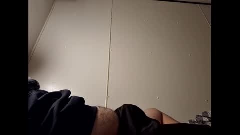 whiteboi9284 online show from December 2025 02:42:01 AM