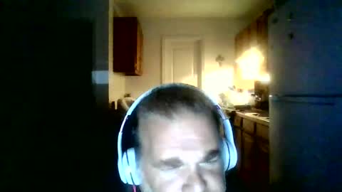 Tony Floyd online show from October 2025 01:39:01 AM