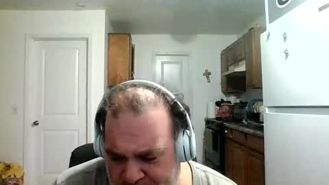 Tony Floyd online show from December 2025 04:51:01 AM