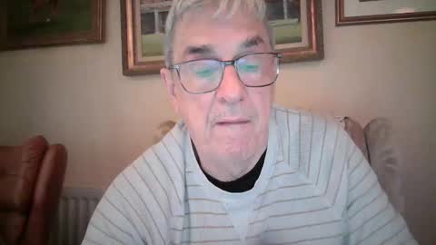 whitebriefs009 online show from September 2025 07:36:01 AM