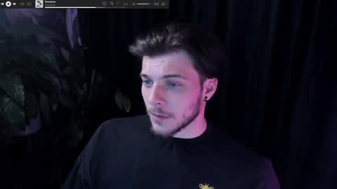 Gus online show from April 2026 10:34:02 PM