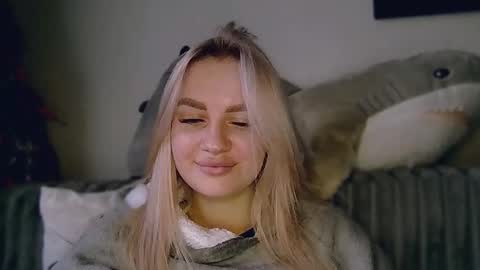 whitehex666 online show from March 2026 02:19:01 PM