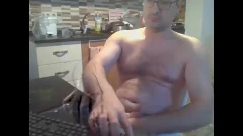 erhandemirci1987 online show from October 2025 06:29:02 PM