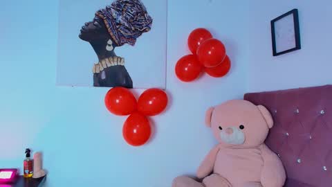 Snapshot of whitney_brown_ chatting on February 2026 01:20:01 PM Whitney online show from February 2026 01:20:01 PM