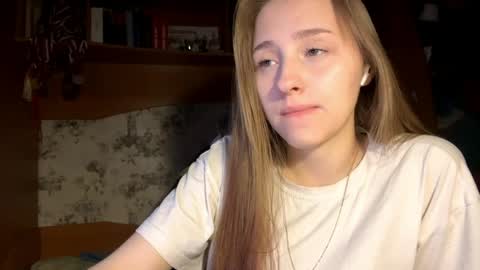 Vicky online show from April 2026 08:28:02 PM