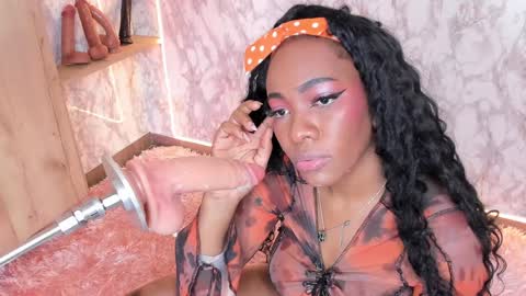 Snapshot of whitneyyfox chatting on January 2025 08:31:01 AM whitneyyfox online show from January 2025 08:31:01 AM