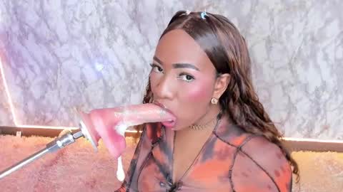 Snapshot of whitneyyfox chatting on February 2025 12:32:01 AM whitneyyfox online show from February 2025 12:32:01 AM