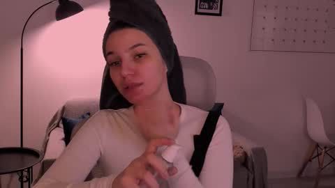 Snapshot of whoislulu chatting on February 2026 04:00:01 PM whoislulu online show from February 2026 04:00:01 PM