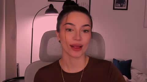 whoislulu online show from April 2026 06:34:01 PM