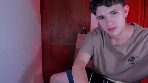 Snapshot of whos_he chatting on December 2025 07:32:01 PM whos_he online show from December 2025 07:32:01 PM