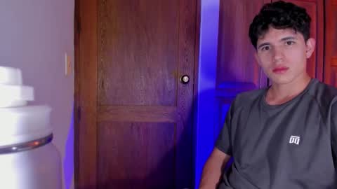 Snapshot of whos_he chatting on February 2026 07:10:01 PM whos_he online show from February 2026 07:10:01 PM