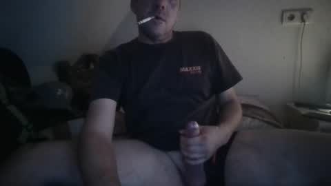 Snapshot of wichser1983 chatting on September 2025 07:04:01 PM wichser1983 online show from September 2025 07:04:01 PM