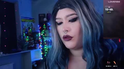 Snapshot of wickedxqueen chatting on December 2024 05:15:01 AM Laura online show from December 2024 05:15:01 AM