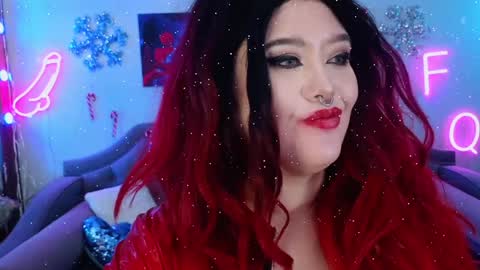 Snapshot of wickedxqueen chatting on December 2024 07:37:02 AM Laura online show from December 2024 07:37:02 AM