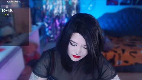 Snapshot of wickedxqueen chatting on January 2025 08:00:01 AM Laura online show from January 2025 08:00:01 AM