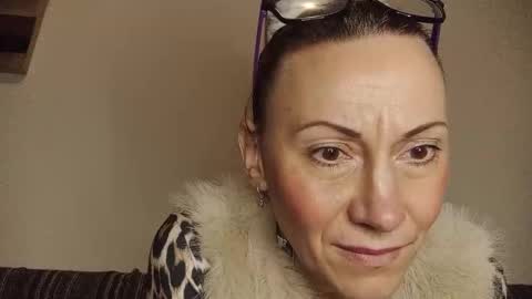 Nataly online show from November 2025 08:46:02 PM