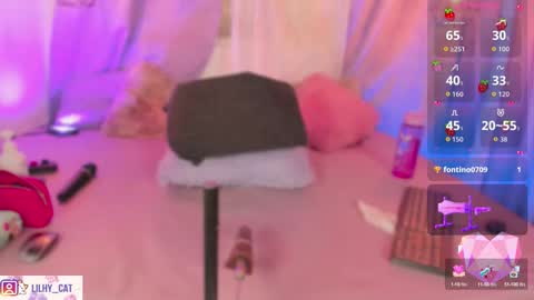 Lily  online show from October 2025 08:50:02 PM