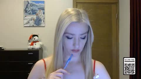 Snapshot of wild_silk_desire chatting on November 2025 02:31:02 PM Alina online show from November 2025 02:31:02 PM