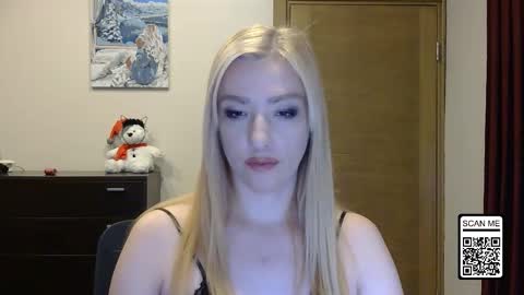 Snapshot of wild_silk_desire chatting on November 2025 02:42:02 PM Alina online show from November 2025 02:42:02 PM