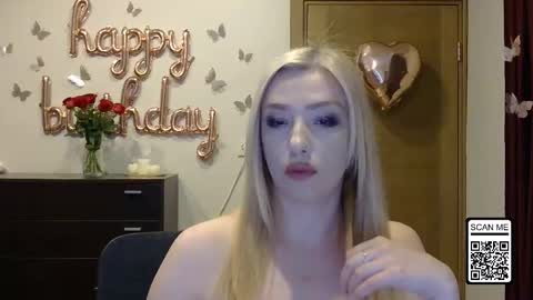 Alina online show from April 2026 06:52:01 PM