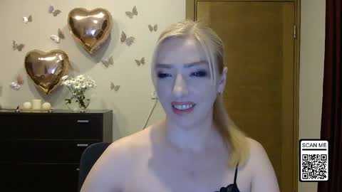 Snapshot of wild_silk_desire chatting on May 2026 06:05:02 PM Alina online show from May 2026 06:05:02 PM