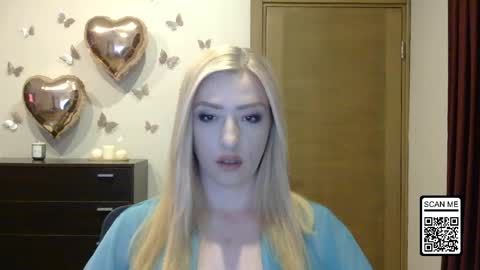 Snapshot of wild_silk_desire chatting on June 2026 02:41:02 PM Alina online show from June 2026 02:41:02 PM