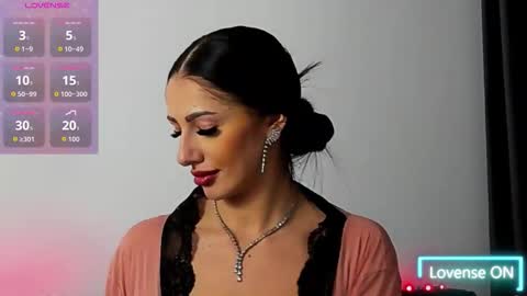 WildWhispers online show from November 2025 05:18:02 AM