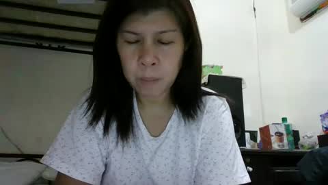 Snapshot of wildbrownchick69 chatting on December 2024 11:40:01 AM WildChick online show from December 2024 11:40:01 AM