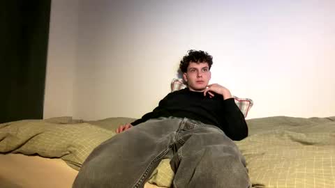 wilddesire18 online show from March 2026 06:03:01 PM