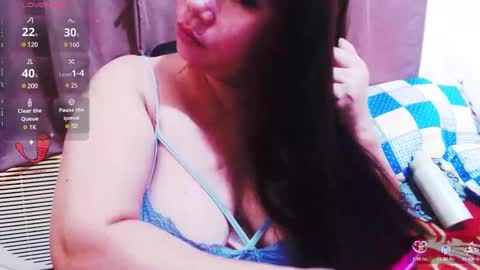 Snapshot of wildhotasianx chatting on February 2025 07:22:02 AM wildhotasianx online show from February 2025 07:22:02 AM