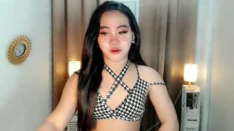 Lianelaiza online show from March 2026 05:46:01 PM