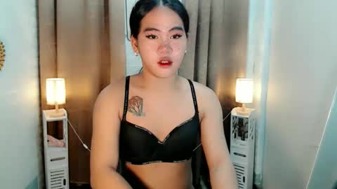 Lianelaiza online show from April 2026 05:38:01 AM