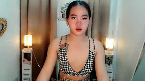 Lianelaiza online show from April 2026 06:55:02 AM