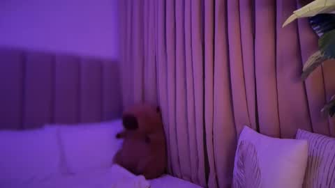 CHRISTINE online show from February 2026 04:42:02 AM