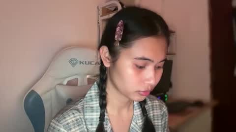 CHRISTINE online show from April 2026 01:32:02 PM