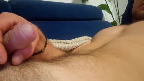 Snapshot of wildmike93 chatting on October 2025 01:58:02 AM wildmike93 online show from October 2025 01:58:02 AM