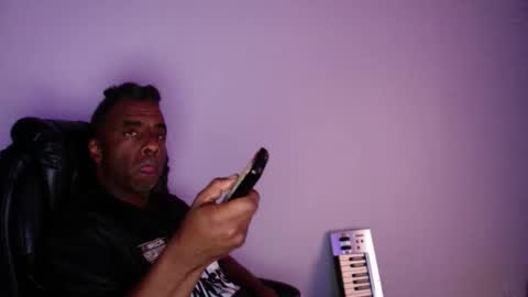 wildnight007 online show from June 2026 01:18:01 AM