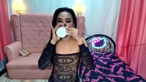 wildnika online show from October 2025 01:50:02 AM