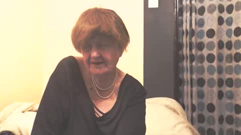 Snapshot of wildredcat chatting on December 2025 09:57:01 PM WildRedCat online show from December 2025 09:57:01 PM