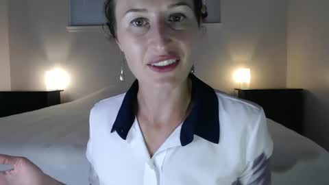 Snapshot of wildrose_l chatting on September 2025 01:53:02 AM WildRose L - check my Pinned tweet if you dont see me online within 5 minutes after Ive sent email notifications online show from September 2025 01:53:02 AM