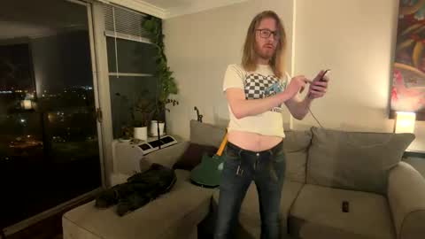Snapshot of will_sx chatting on April 2026 10:14:02 AM will_sx online show from April 2026 10:14:02 AM
