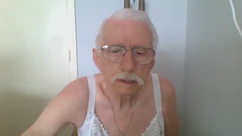 Snapshot of willem77779 chatting on June 2026 09:45:01 AM willem77779 online show from June 2026 09:45:01 AM