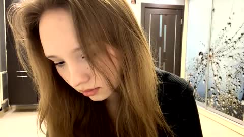 Olivia online show from March 2026 04:11:02 PM