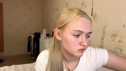 Sophia online show from April 2026 04:37:02 PM