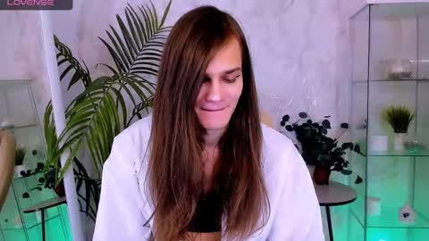 Snapshot of william_snake chatting on January 2026 10:02:02 PM Will online show from January 2026 10:02:02 PM