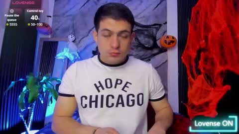 William Steel online show from October 2025 12:03:02 PM