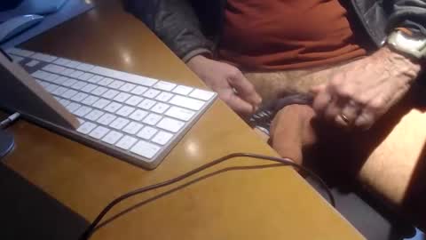 Snapshot of williamandmary chatting on December 2024 03:41:02 PM williamandmary online show from December 2024 03:41:02 PM