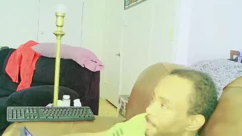 YaBoyTJ online show from December 2025 03:53:01 PM