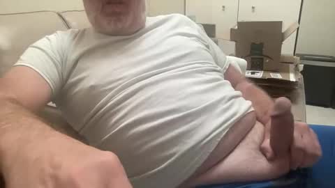 willieb777 online show from November 2025 05:33:02 PM