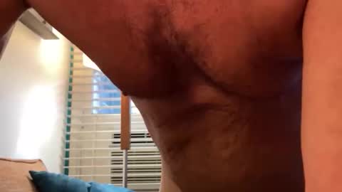 Snapshot of willirob chatting on November 2025 11:10:02 PM William online show from November 2025 11:10:02 PM